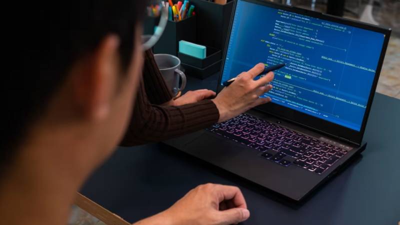 察布查尔锡伯工业软件定制开发：破局传统制造数字化转型的“精准钥匙”